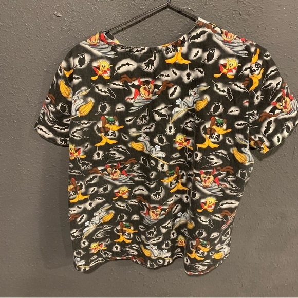 Looney Tunes Halloween Scrub Top - Picture 5 of 5